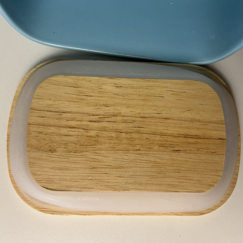 Large DOWAN Ceramic Butter Dish Wood Lid Turquoise 6.5" x 3.5" Classic Simple - Picture 10 of 11
